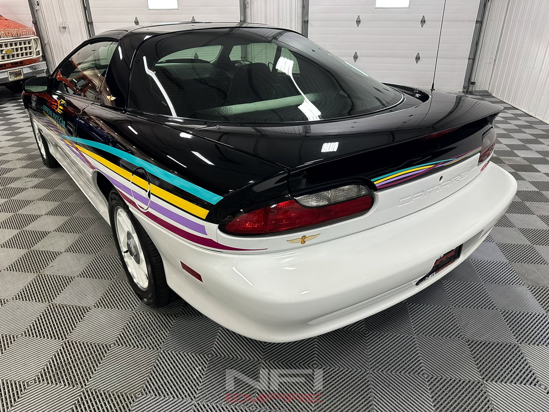 Used 1993 Chevrolet Camaro Z28 image 10