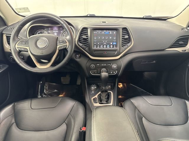 Used 2015 Jeep Cherokee Limited image 24