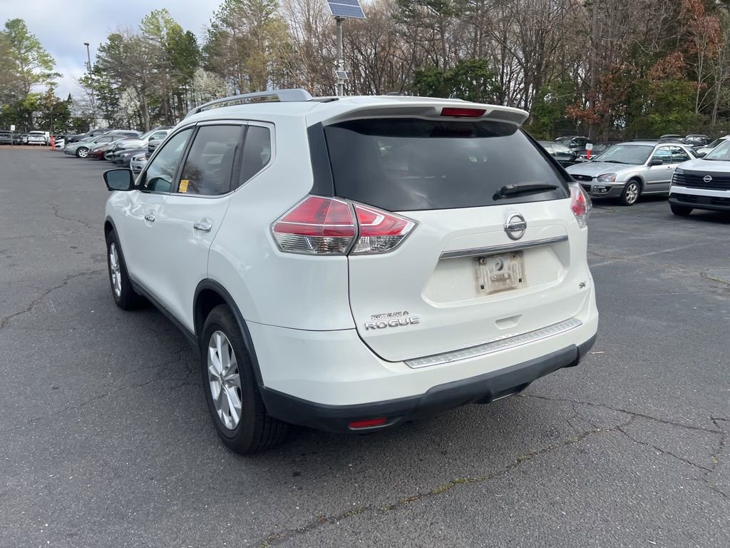 Used 2016 Nissan Rogue SV w/ SV Premium Package image 7