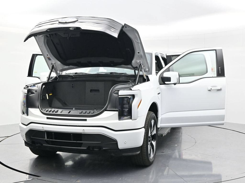 Used 2023 Ford F150 Lightning Platinum AWD/4WD image 52