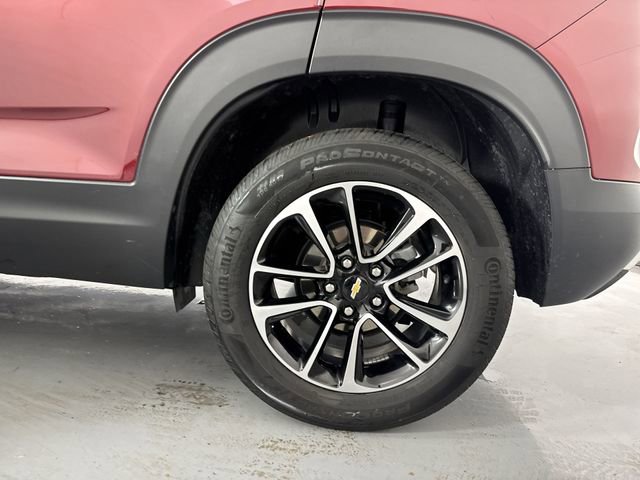 Used 2024 Chevrolet TrailBlazer LT w/ Convenience Package AWD/4WD image 6
