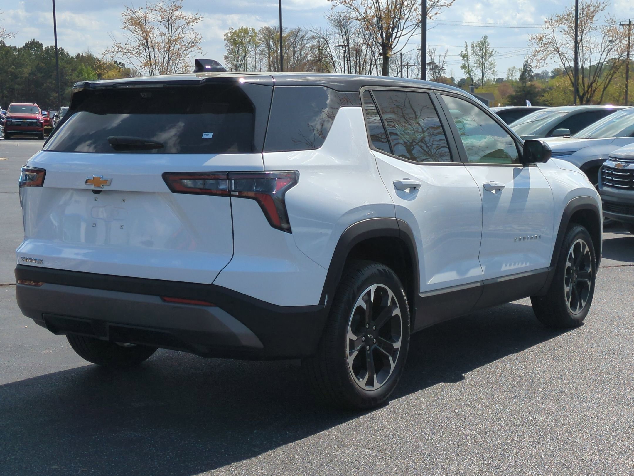 New 2026 Chevrolet Equinox LT FWD image 9