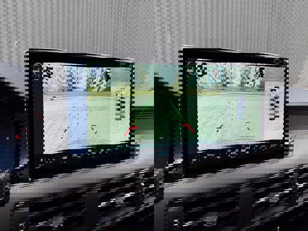 New 2026 Lincoln Corsair Premiere image 32