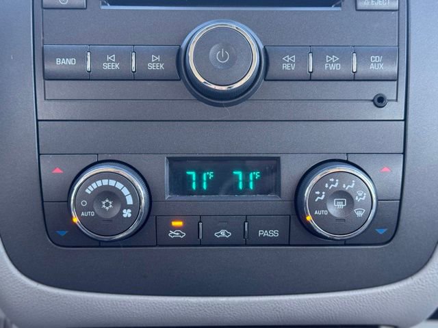 Used 2008 Buick Lucerne CXS image 18