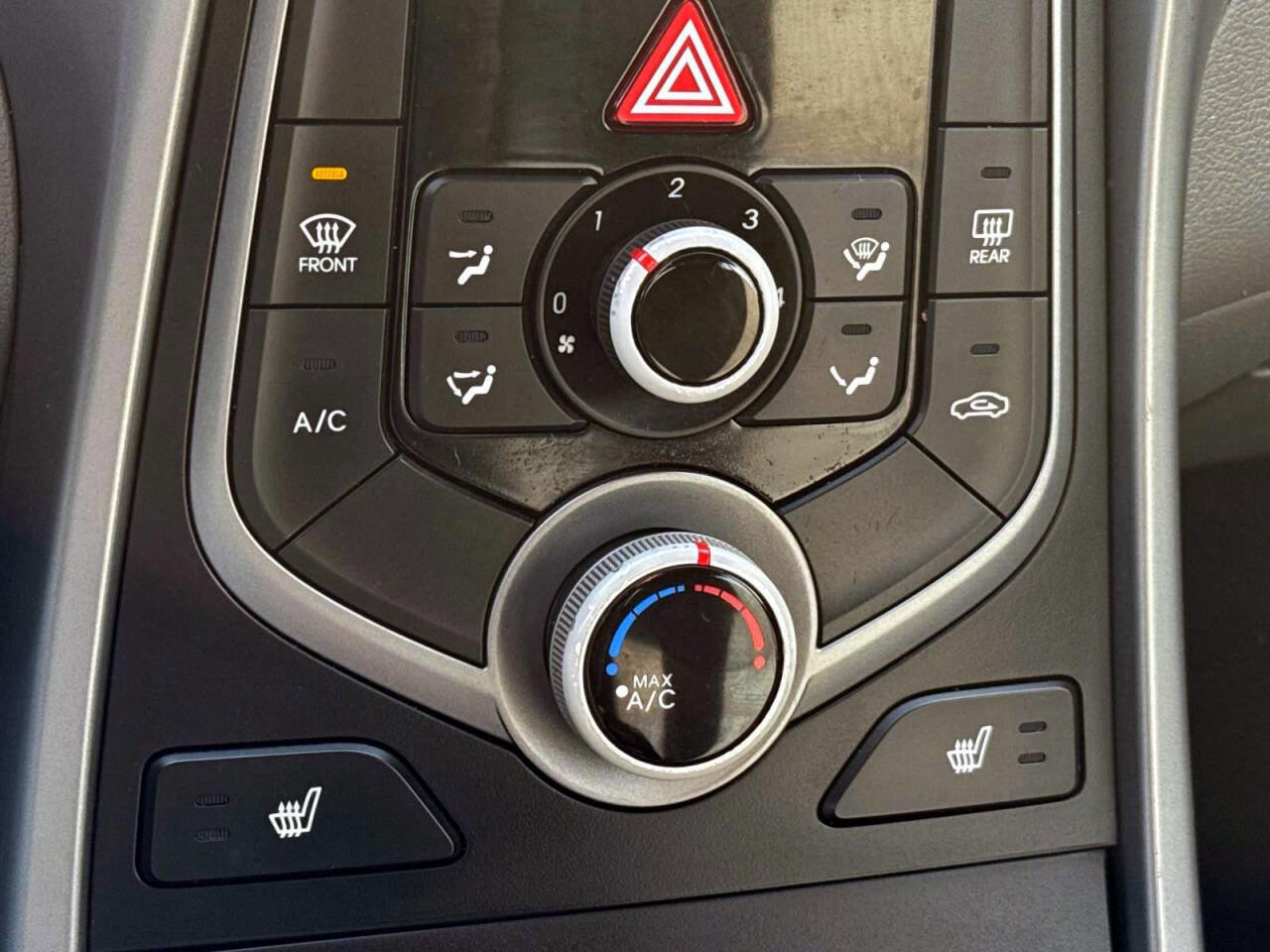 Used 2014 Hyundai Elantra SE w/ Option Group 02 image 19