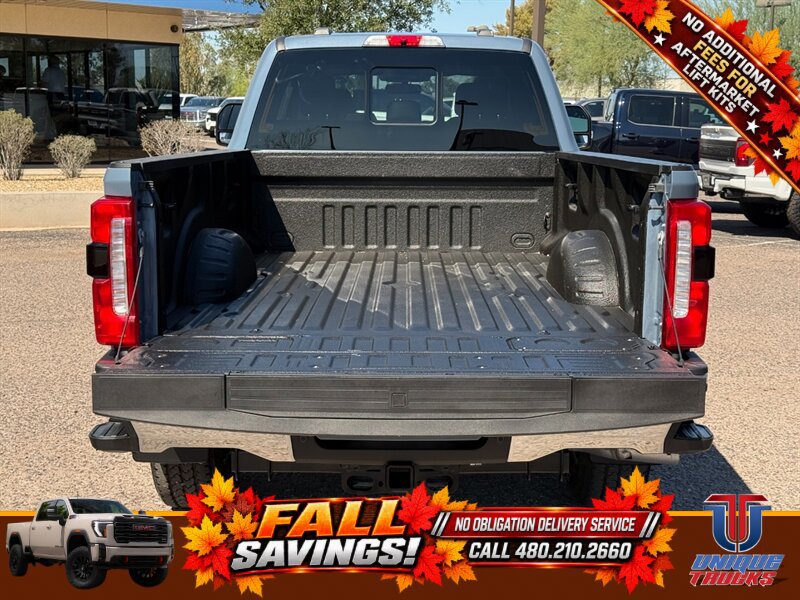 Used 2023 Ford F350 Lariat w/ FX4 Off-Road Package AWD/4WD image 8