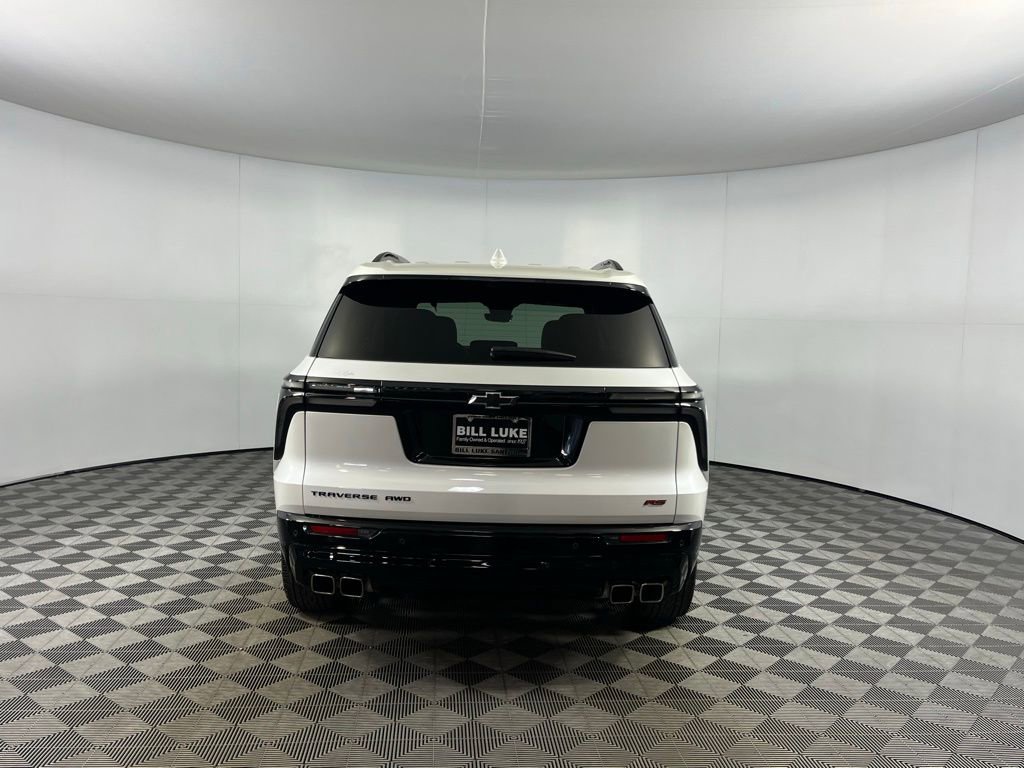 Used 2024 Chevrolet Traverse RS image 6