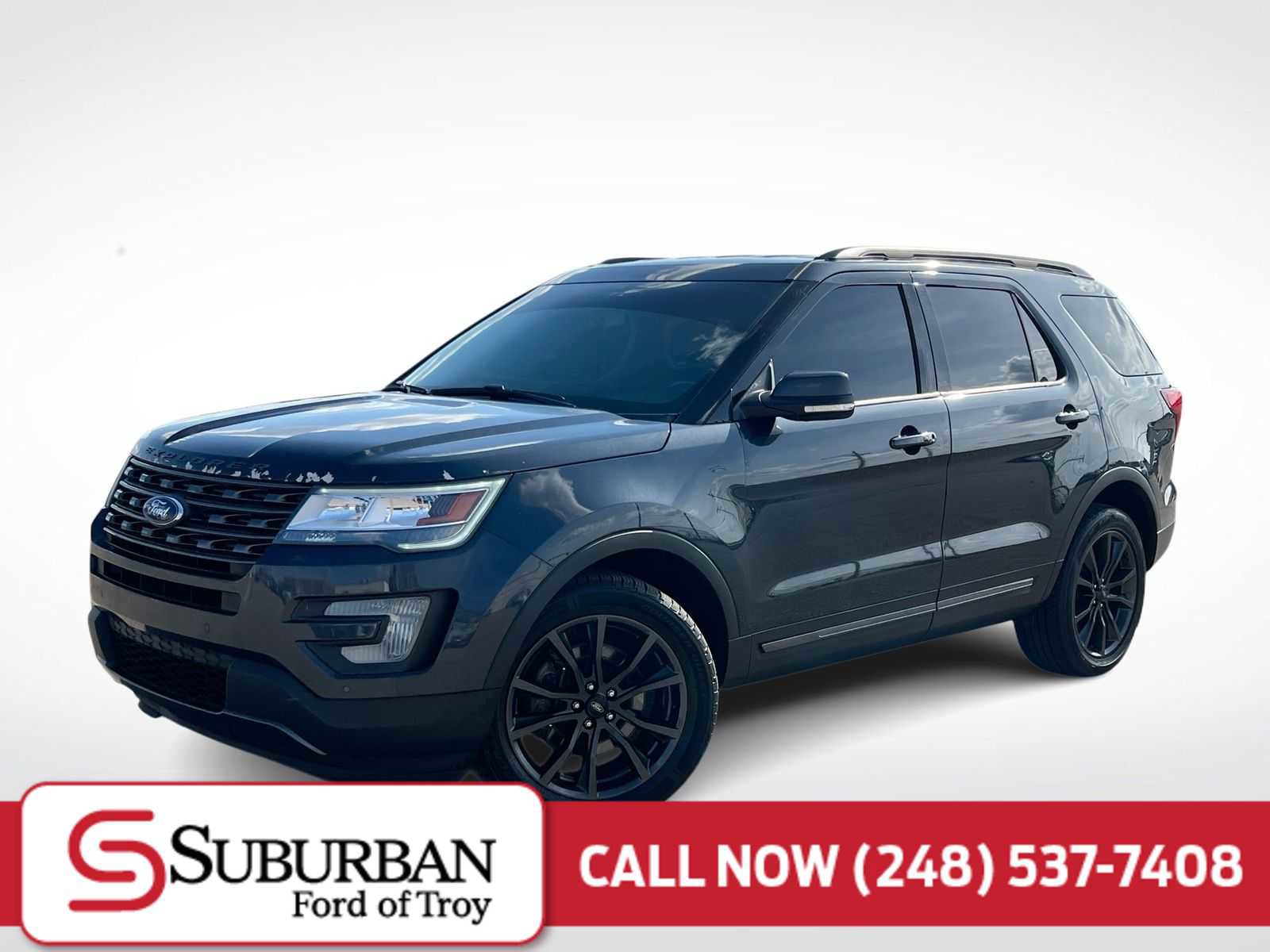 Used 2017 Ford Explorer XLT w/ Equipment Group 202A AWD/4WD image 1