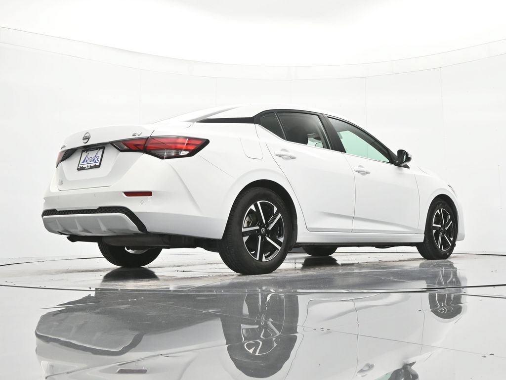 Used 2024 Nissan Sentra SV FWD image 40