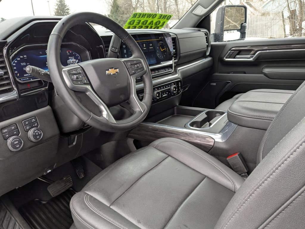 Certified 2024 Chevrolet Silverado 3500 LTZ w/ LTZ Plus Package image 11