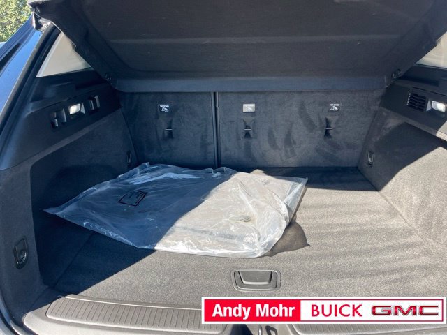 Used 2023 Buick Envision Avenir AWD/4WD image 11