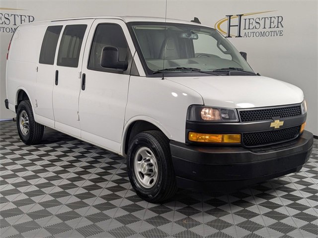 Used 2022 Chevrolet Express 2500 w/ Driver Convenience Package image 2