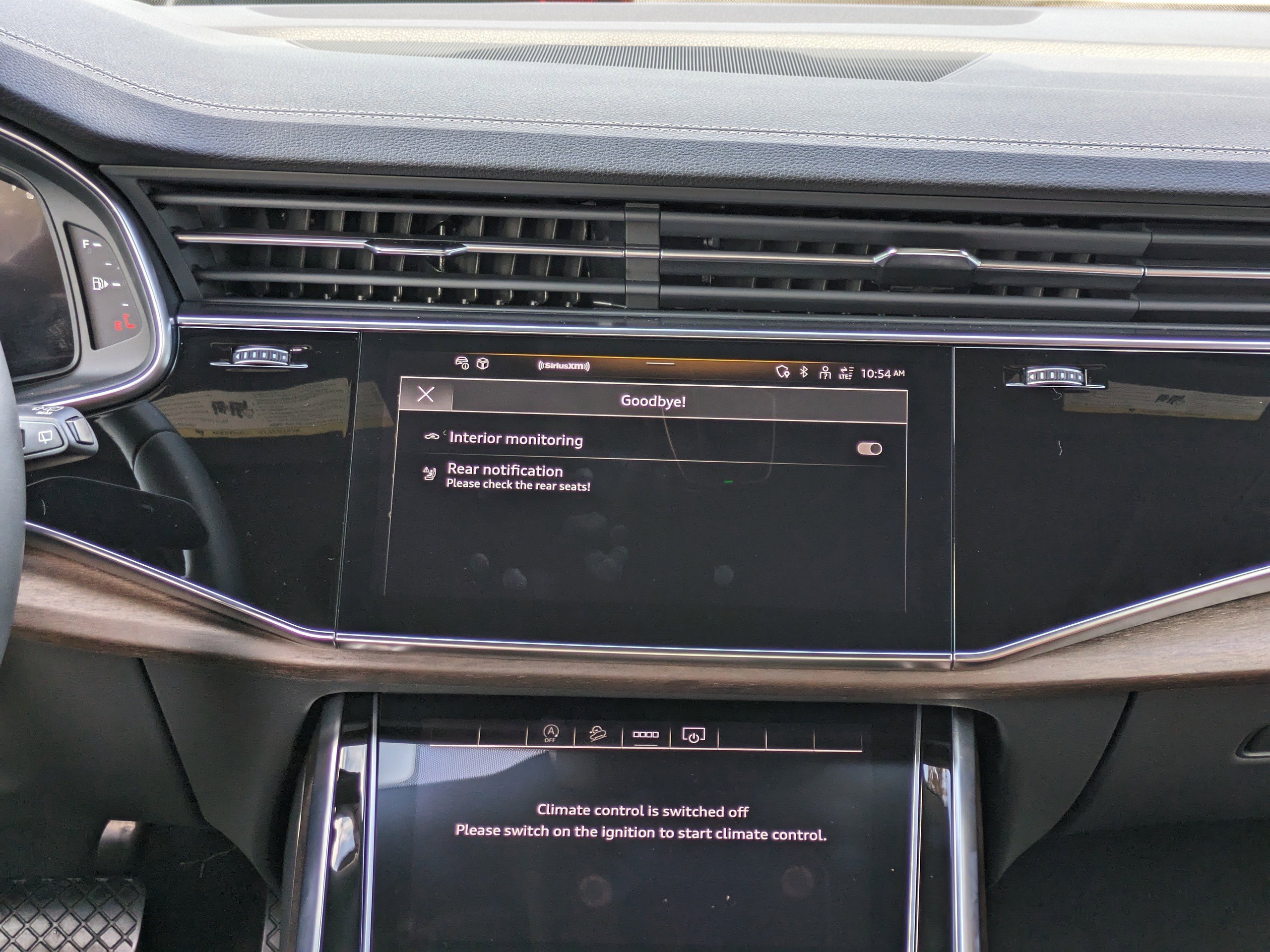 Used 2025 Audi Q8 Premium w/ Convenience Package image 20