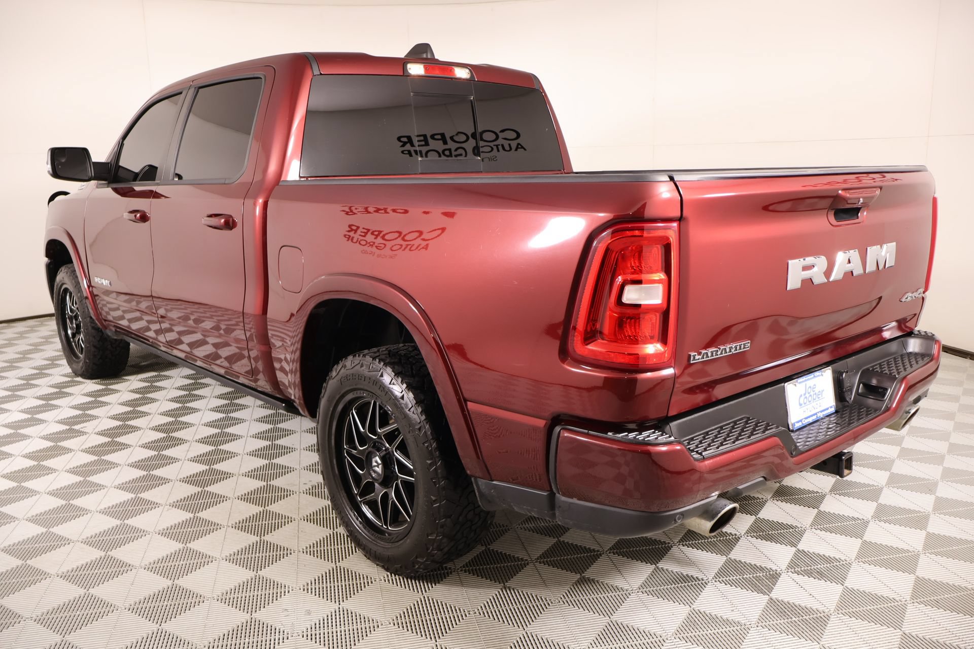 Used 2025 RAM 1500 Laramie w/ Laramie Southwest Edition AWD/4WD image 25