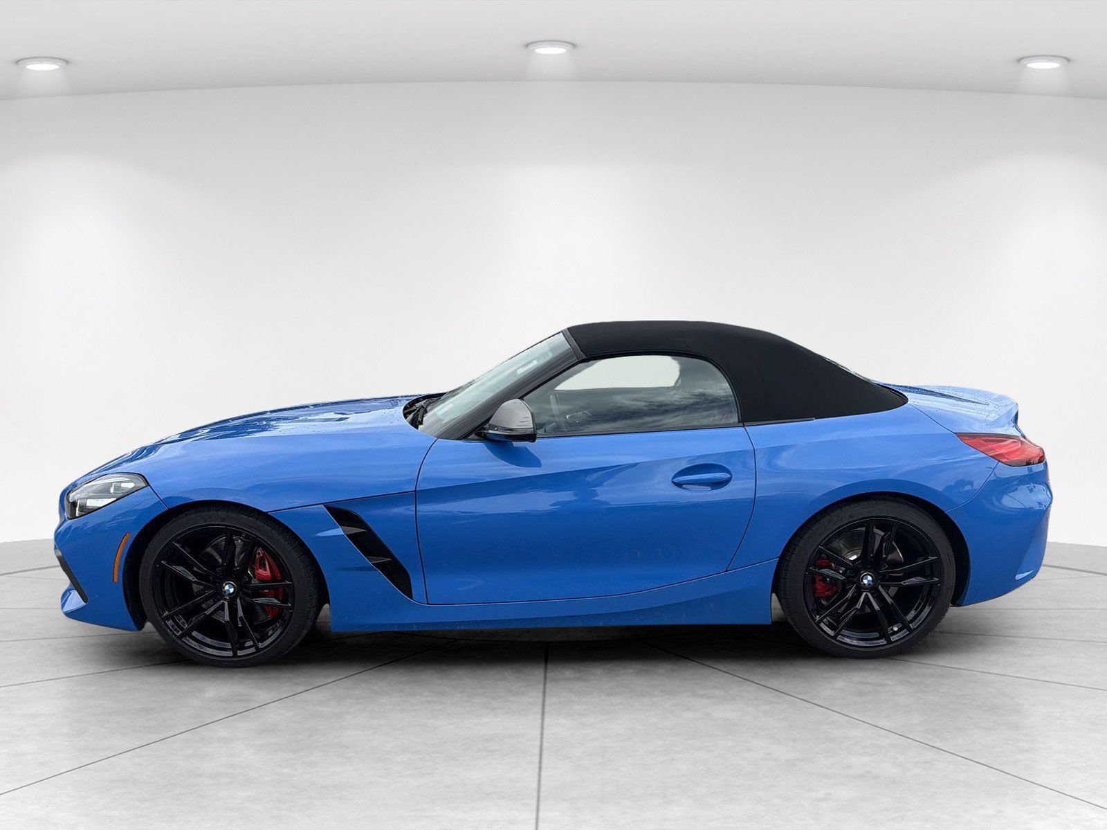 Used 2021 BMW Z4 M40i w/ Executive Package RWD image 7