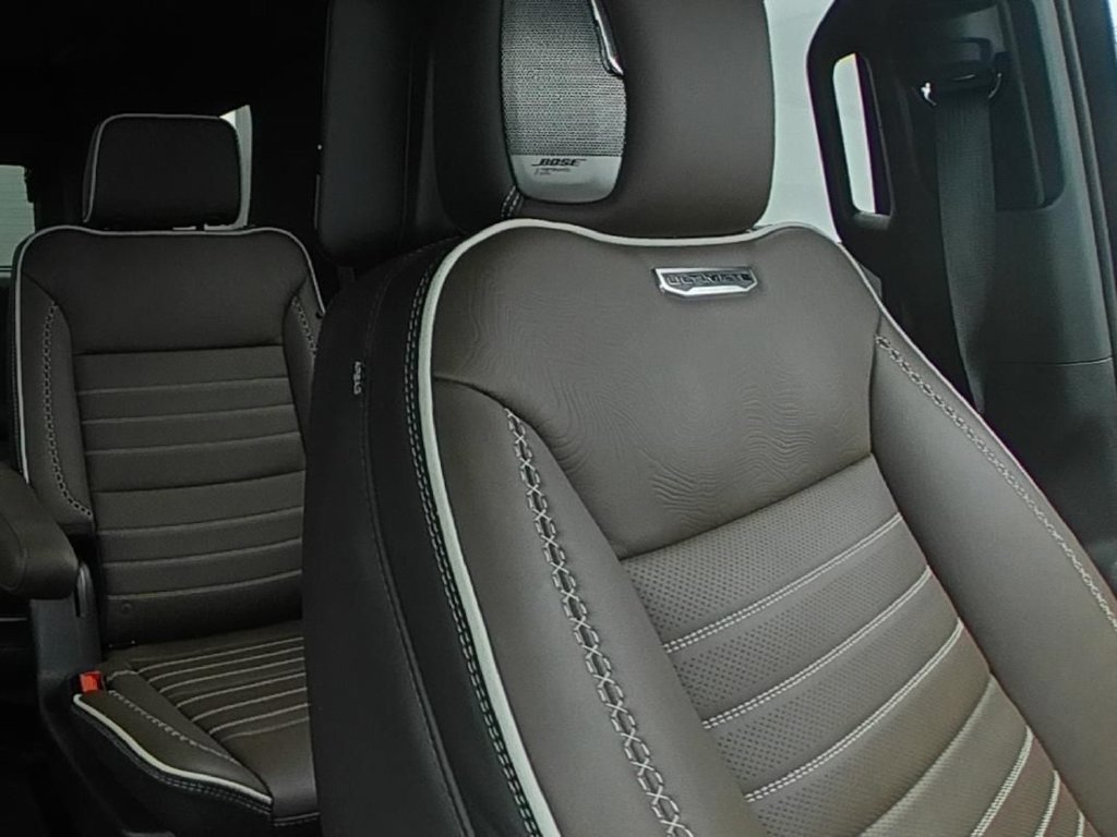 Certified 2026 GMC Yukon Denali Ultimate w/ LPO, Floor Liner Package AWD/4WD image 11