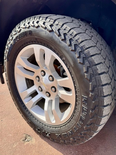 Used 2017 Chevrolet Tahoe LT image 20