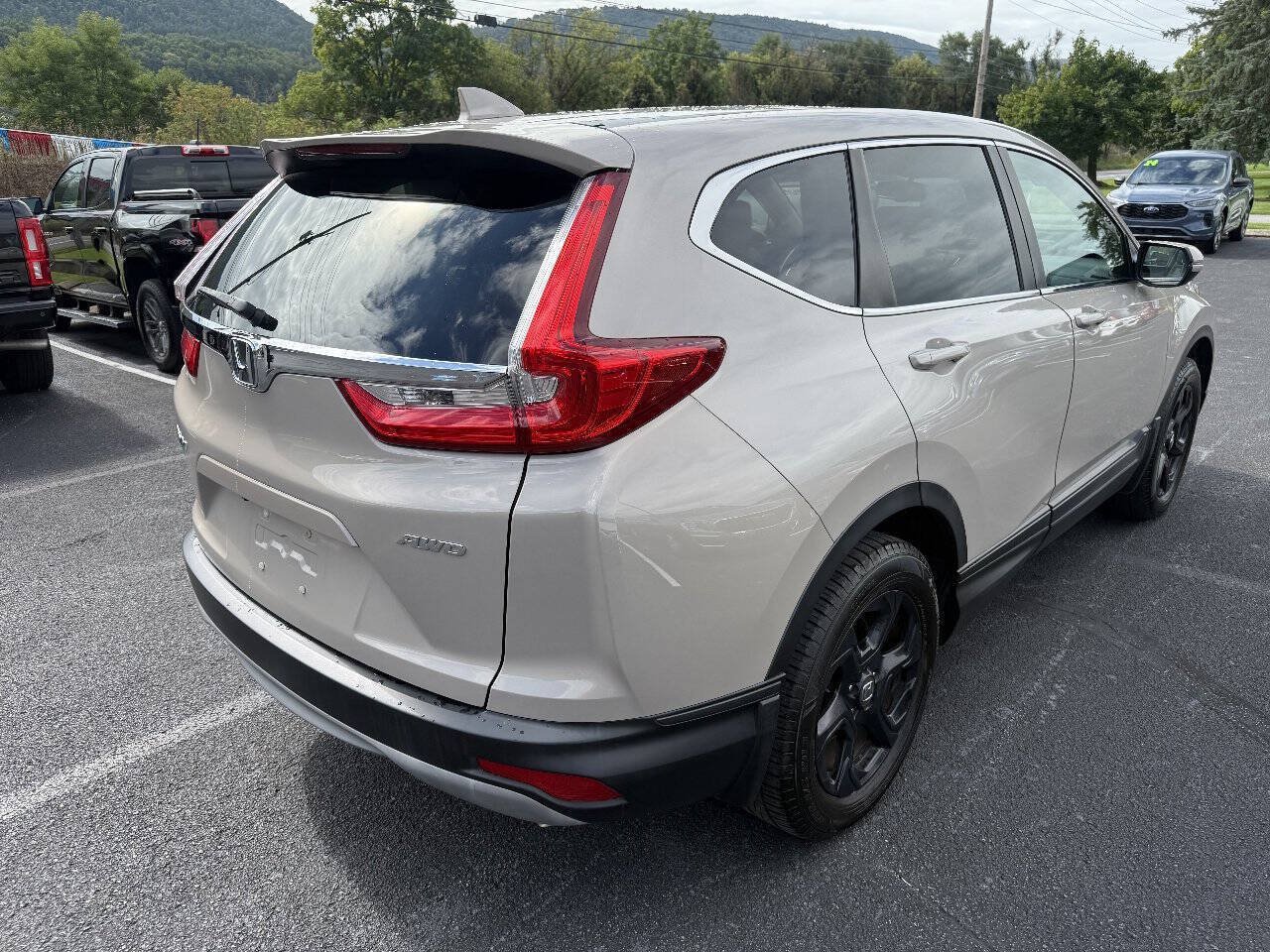 Used 2018 Honda CR-V EX-L image 4