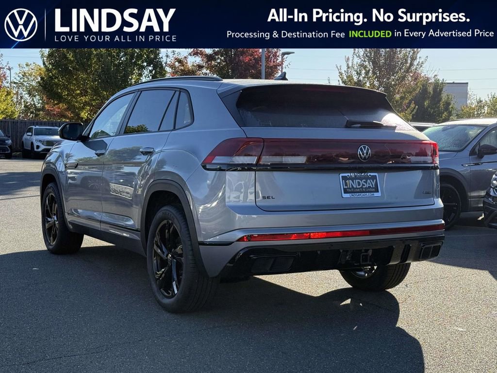New 2026 Volkswagen Atlas Cross Sport SEL R-Line image 5