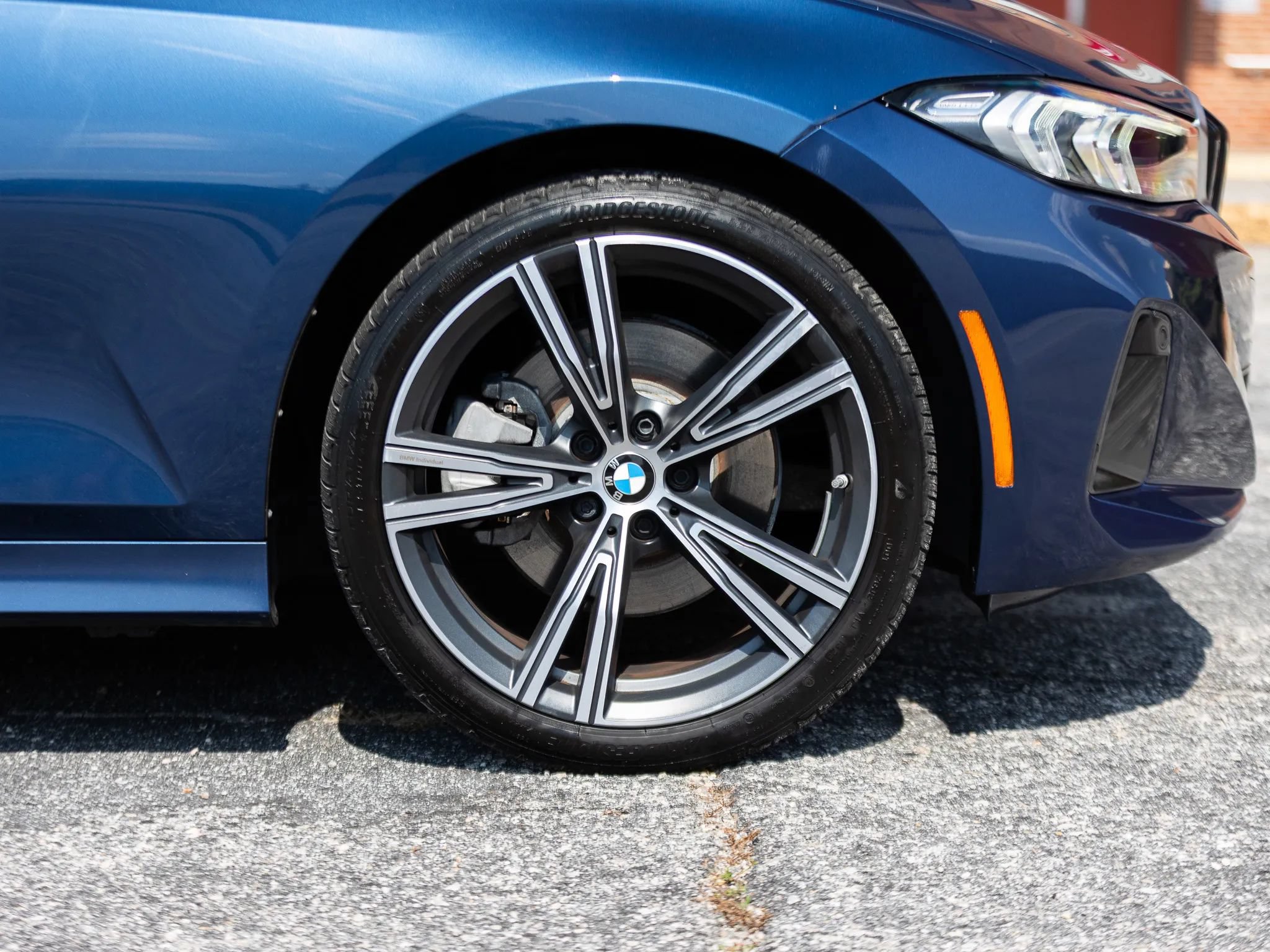 Used 2023 BMW 330i Sedan w/ Driving Assistance Package RWD image 15