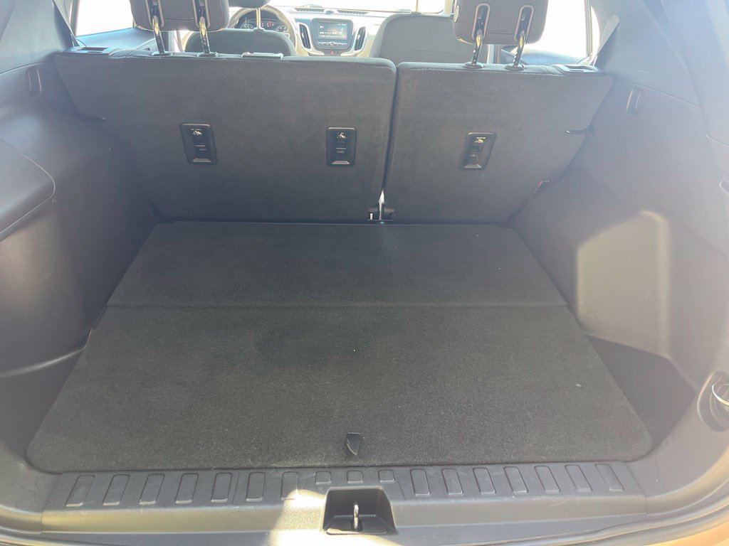 Used 2018 Chevrolet Equinox LS FWD image 18