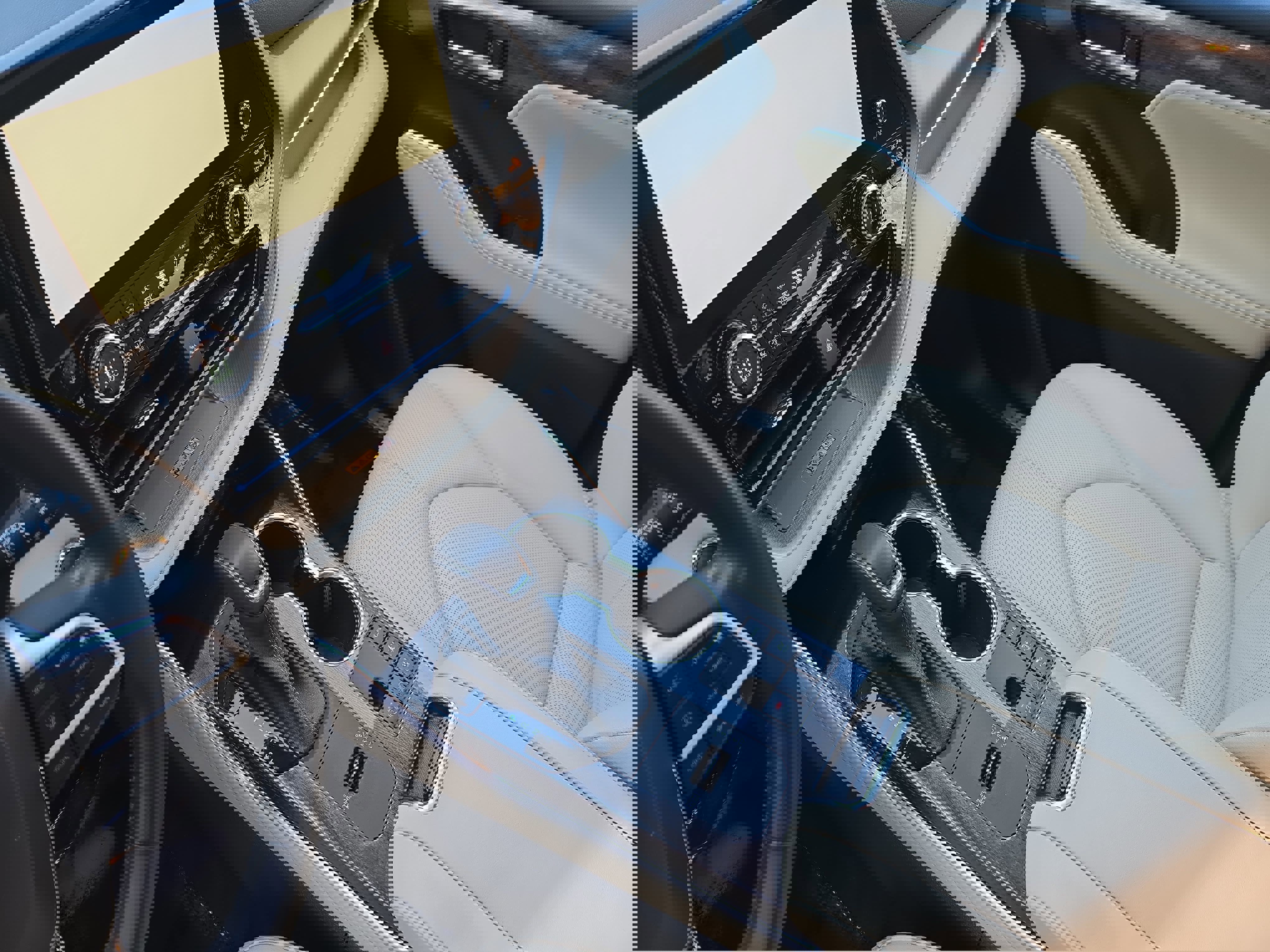 Used 2023 Toyota Highlander Limited image 26