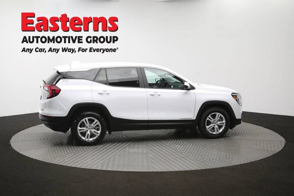 Used 2024 GMC Terrain SLE FWD image 43