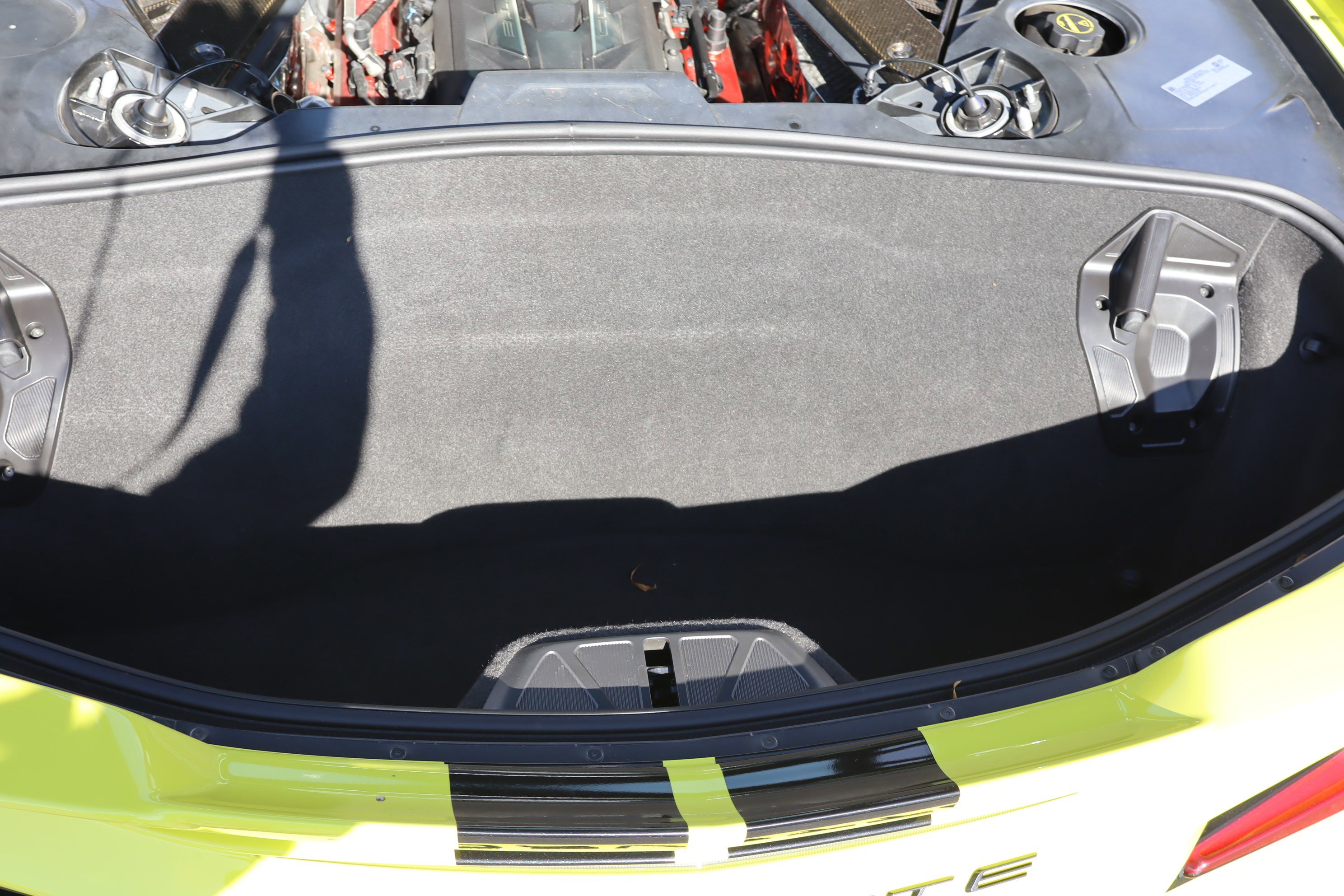 Used 2024 Chevrolet Corvette Stingray Preferred Cpe w/ Z51 Performance Package image 28