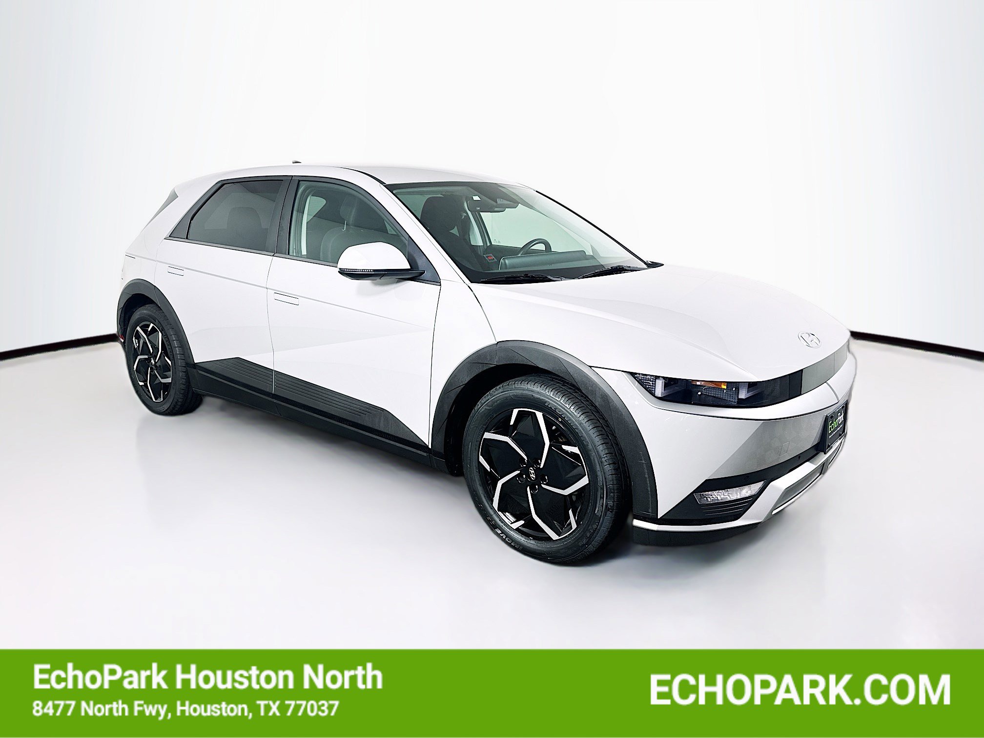 Used 2024 Hyundai Ioniq 5 SEL image 1