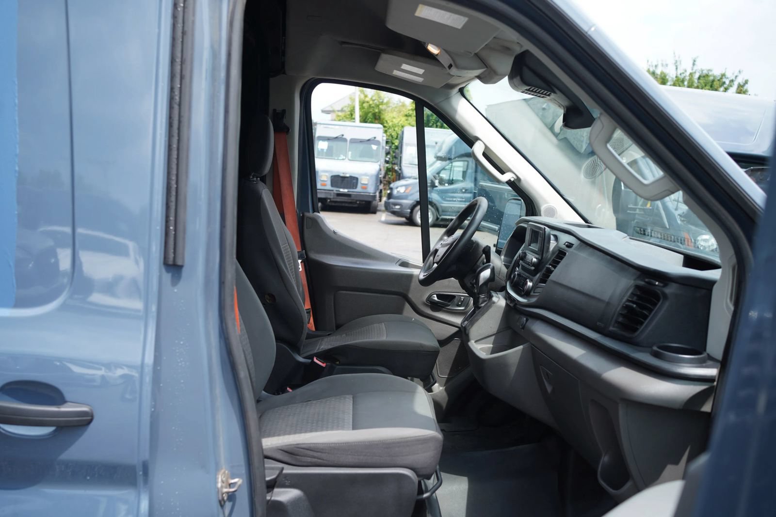 Used 2020 Ford Transit 250 148 High Roof Extended RWD image 19