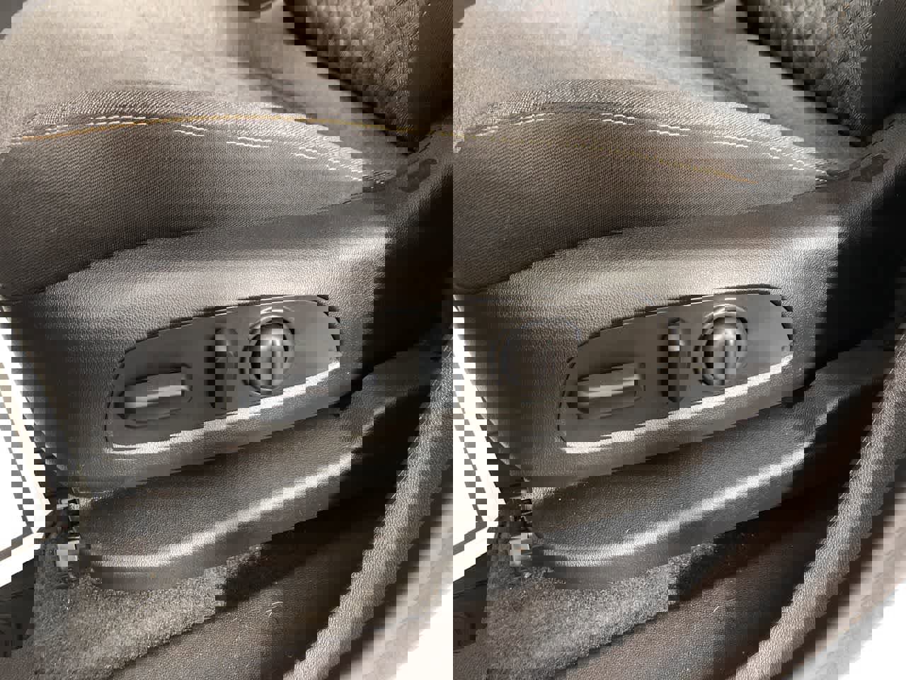 Used 2024 Chevrolet Equinox LT w/ LPO, Floor Liner Package image 12