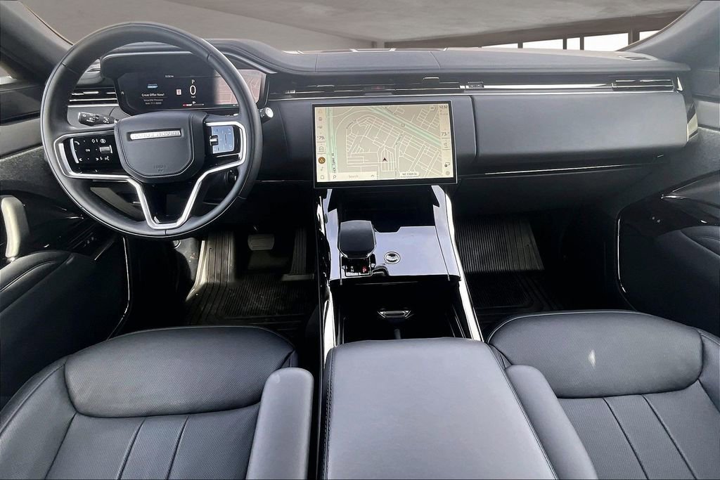 Certified 2025 Land Rover Range Rover Sport SE image 15