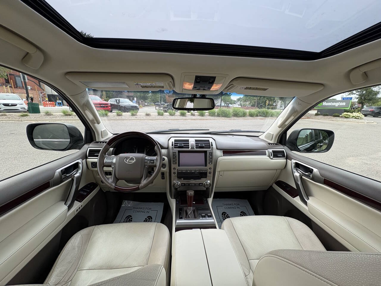 Used 2014 Lexus GX 460 w/ Premium Package AWD/4WD image 40