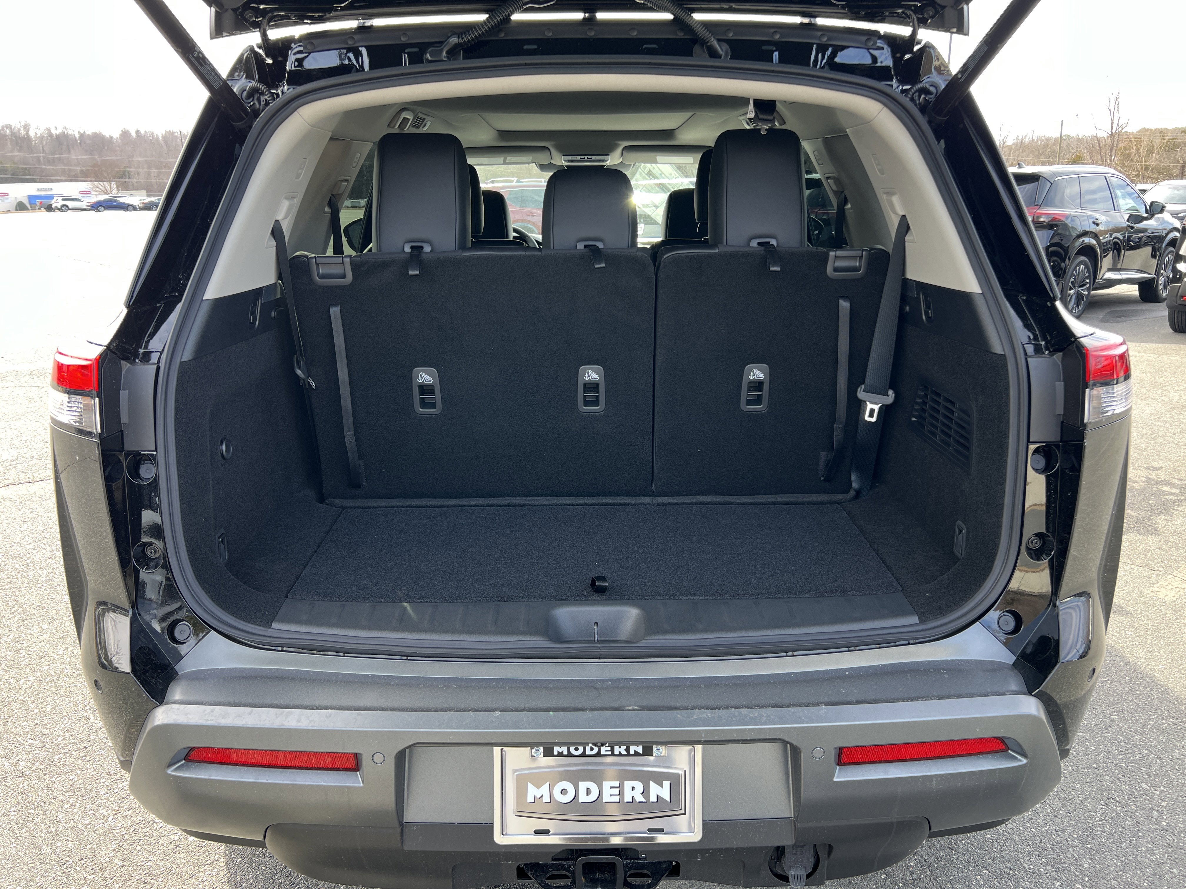 New 2026 Nissan Pathfinder SL image 35