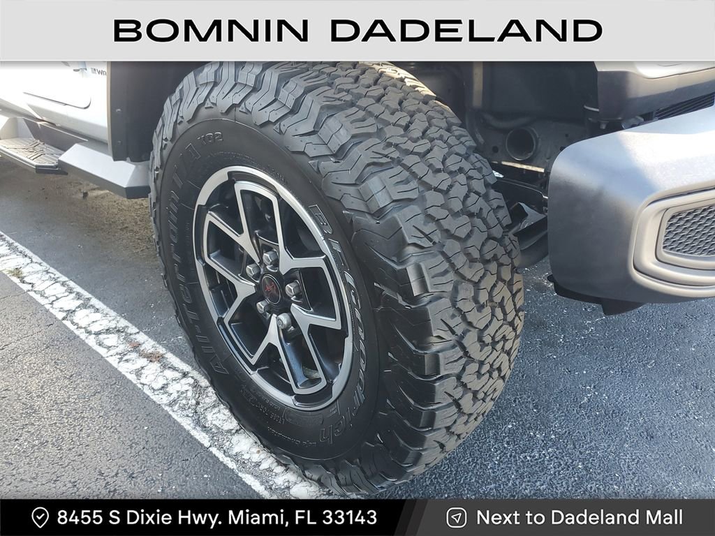 Used 2024 Jeep Wrangler Unlimited Rubicon w/ Safety Group image 13