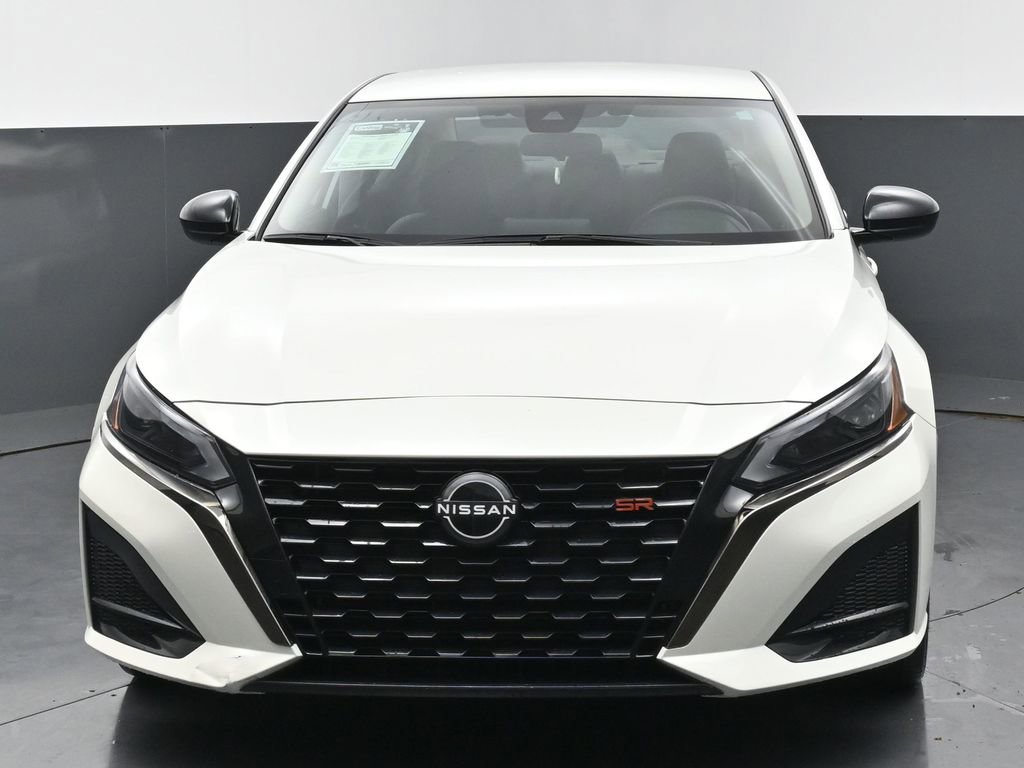 Used 2023 Nissan Altima 2.5 SR image 7