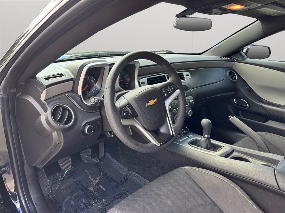 Used 2013 Chevrolet Camaro LS RWD image 6