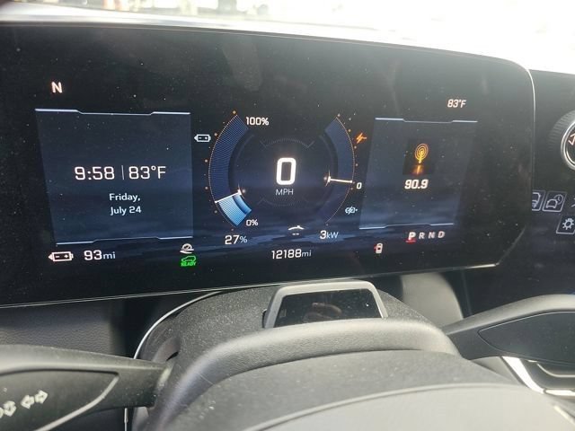 Used 2024 Chevrolet Equinox EV RS FWD image 13