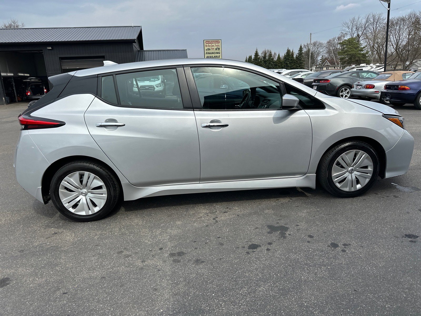 Used 2021 Nissan Leaf S w/ S Charge Package FWD image 6