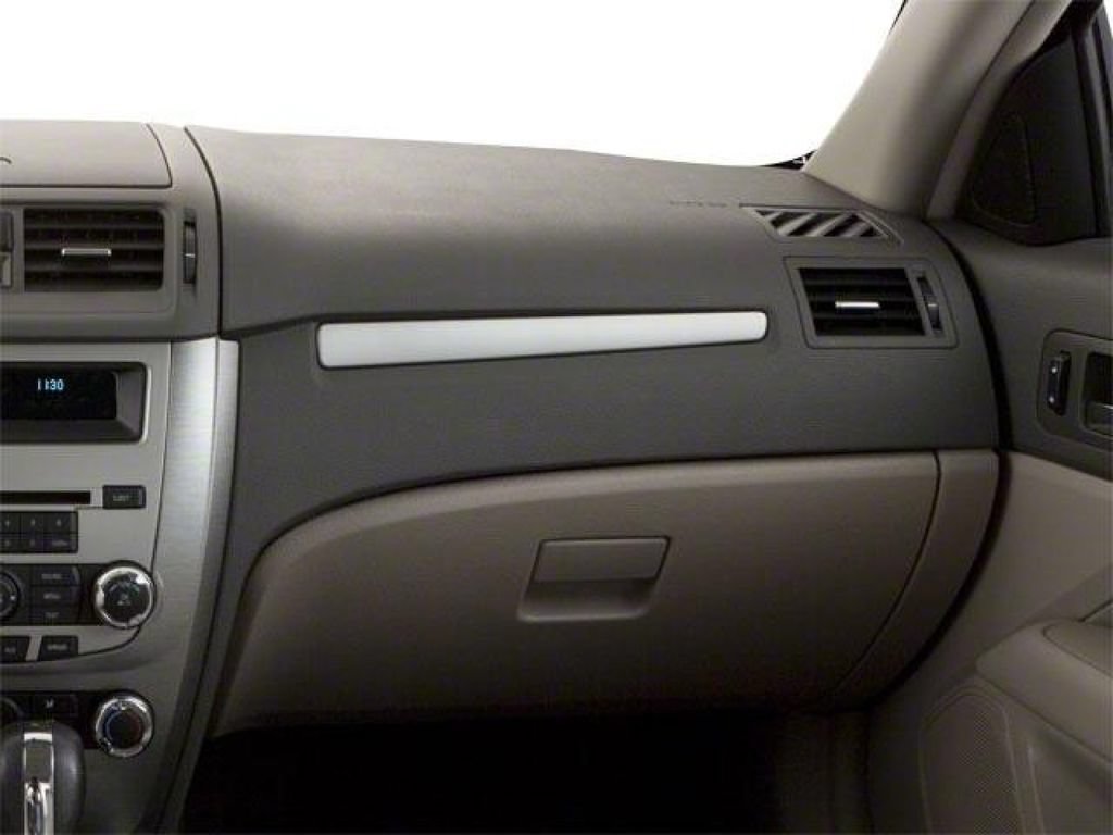 Used 2010 Ford Fusion S FWD image 16
