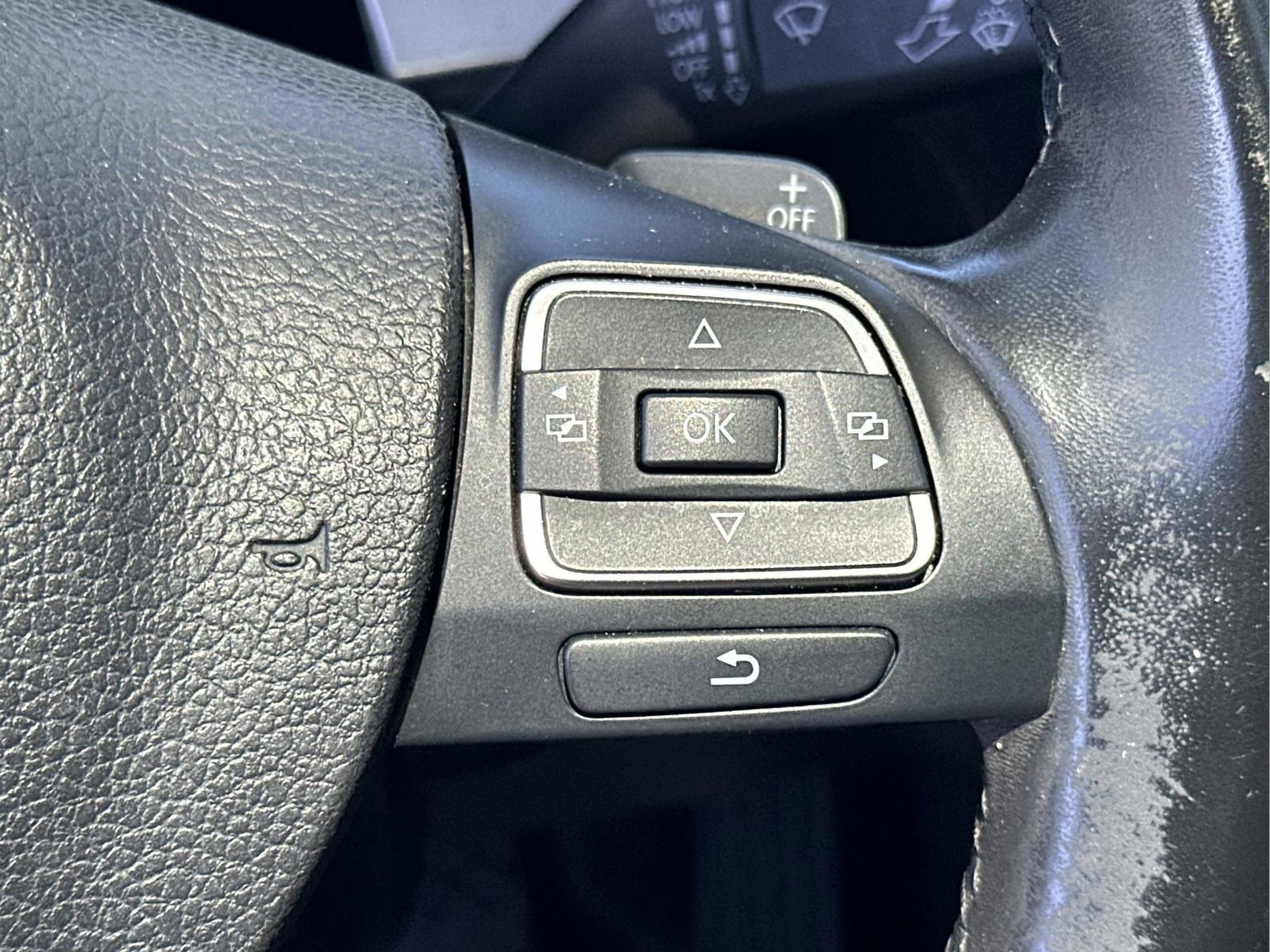 Used 2013 Volkswagen Golf TDI image 15