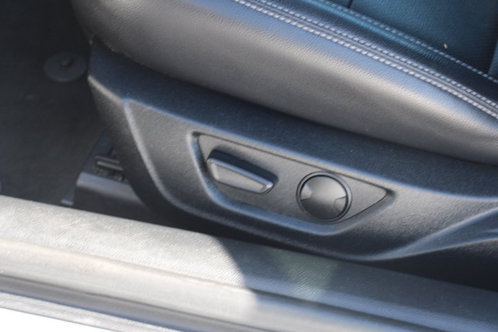 Used 2022 Ford Mustang Premium RWD image 15