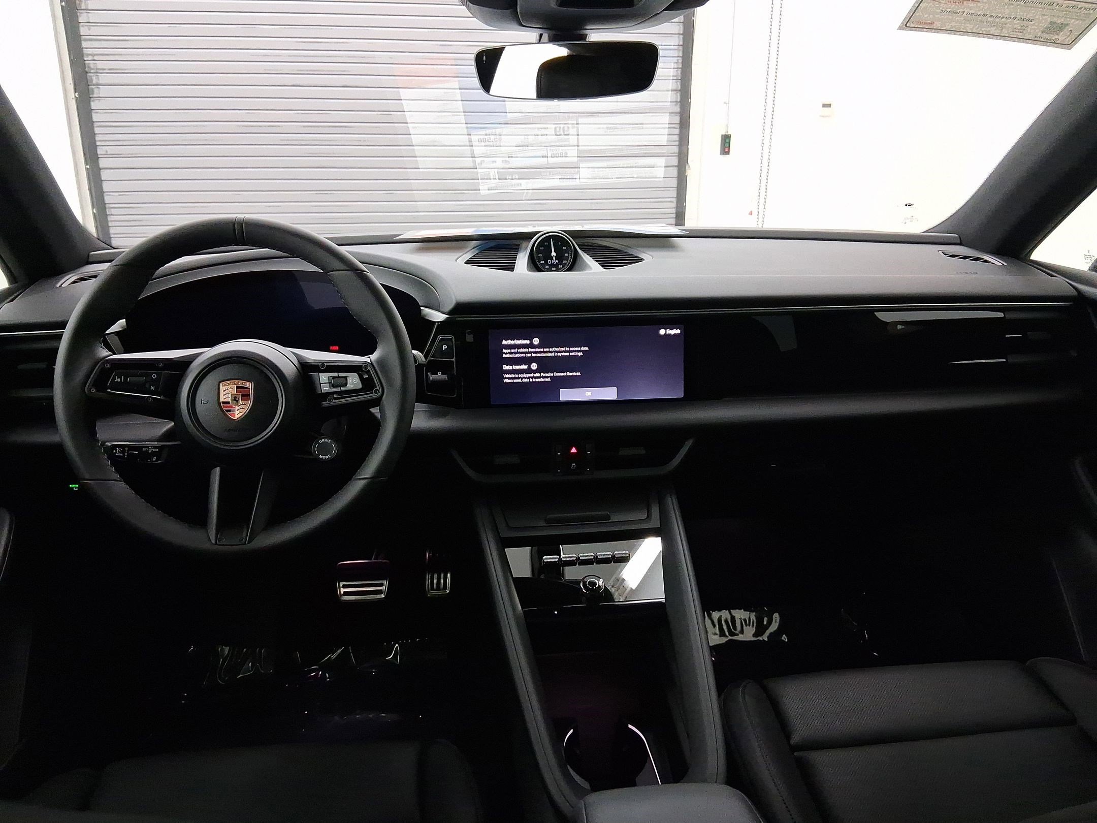 New 2025 Porsche Macan Electric image 21