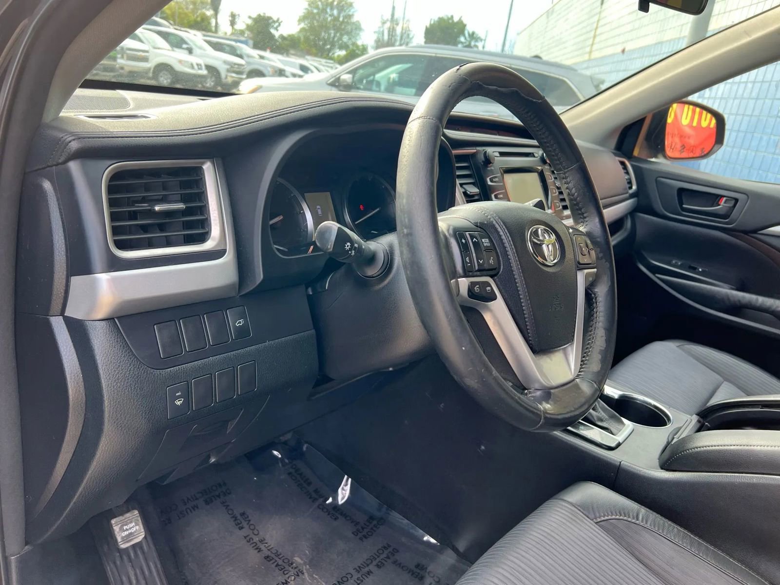 Used 2014 Toyota Highlander Plus image 9