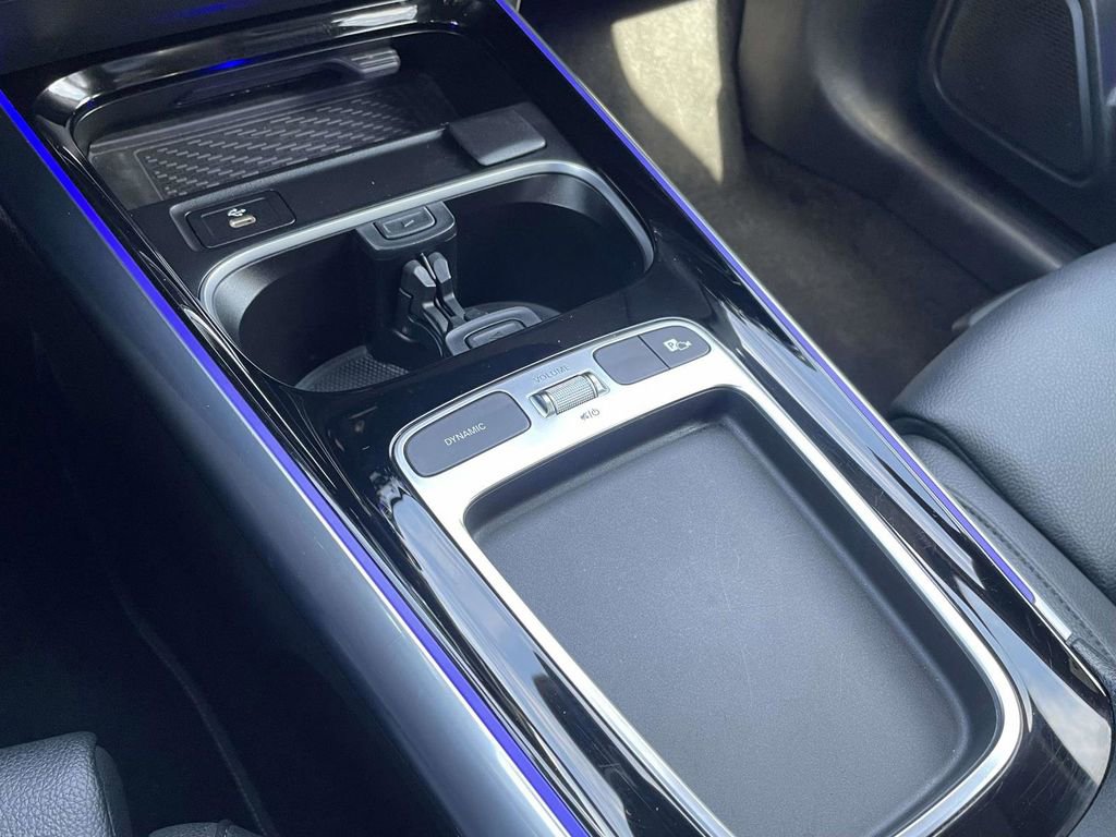 Used 2025 Mercedes-Benz GLA 250 4MATIC image 18