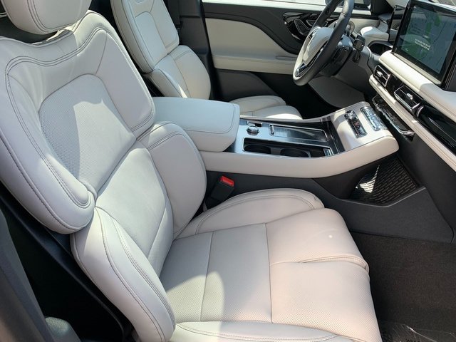 New 2026 Lincoln Aviator Reserve AWD/4WD image 11