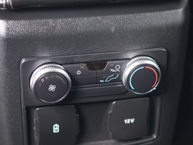 Used 2022 Ford Explorer XLT w/ Equipment Group 202A RWD image 34