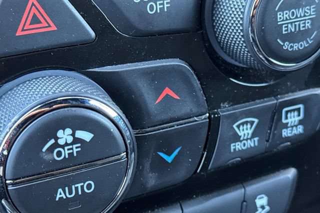 Used 2021 Jeep Grand Cherokee High Altitude AWD/4WD image 30