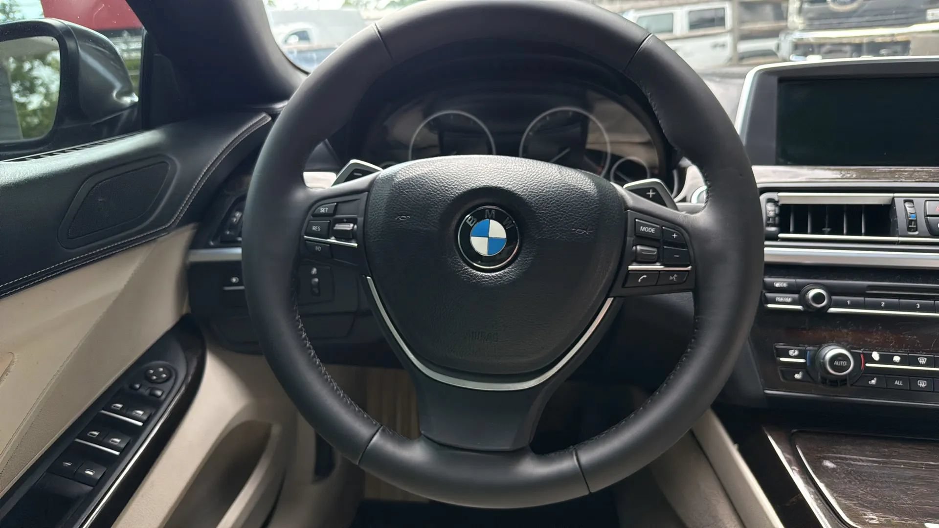 Used 2012 BMW 650i Convertible RWD image 23