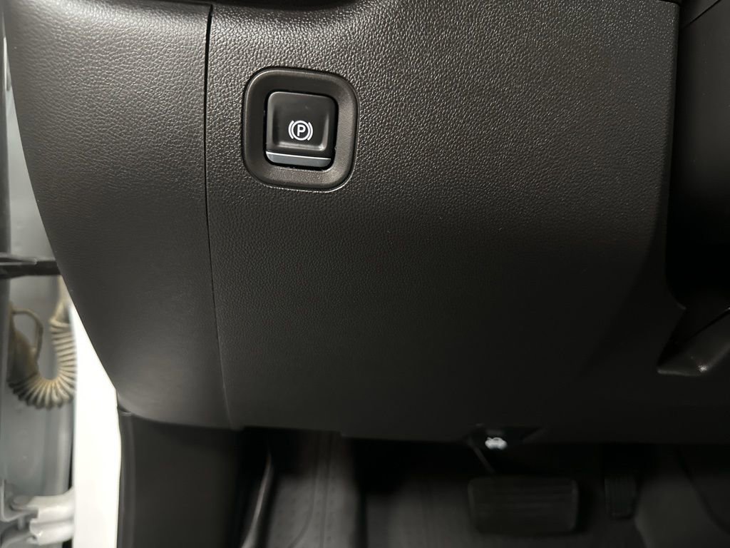 Used 2025 Chevrolet Silverado 1500 W/T w/ WT Value Package image 30